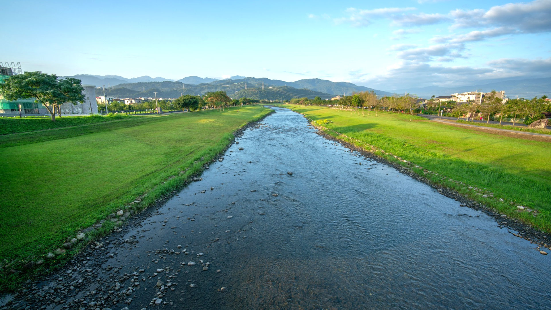 安農溪右岸民宿